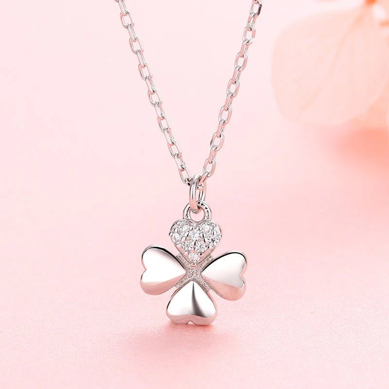 Silver Simple Temperament Clavicle Necklace