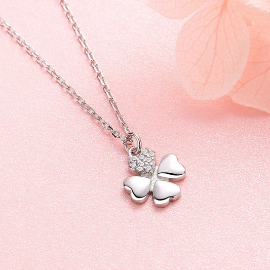 Silver Simple Temperament Clavicle Necklace